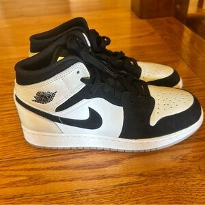 Diamond pearl Jordan 1 dunks Kids